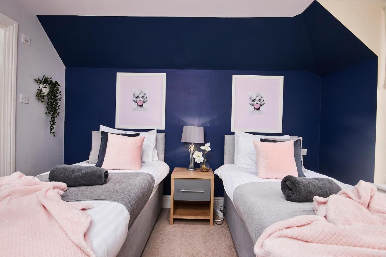 Striking Monroe Suite! Μπαθ Εξωτερικό φωτογραφία