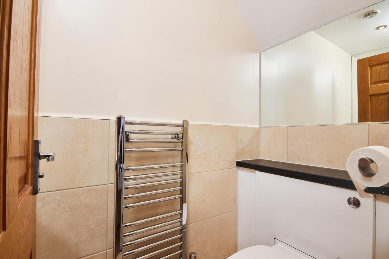Striking Monroe Suite! Μπαθ Εξωτερικό φωτογραφία